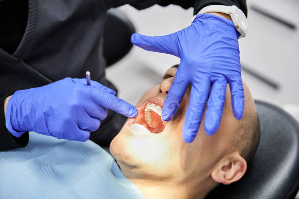Best Emergency Gum Treatment in Mackinaw, IL